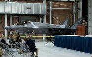 Em tempos ados o 65º esquadrão agressor operava o icônico F-15E Strike Eagle - USAF