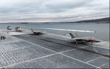 Versão F-35B tem como característica pouso e decolagem vertical - RAF