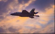Testes de interoperabilidade do caça F-35 destacou integração em operações multidomínio com transmissão de dados via satélite - Lockheed Martin