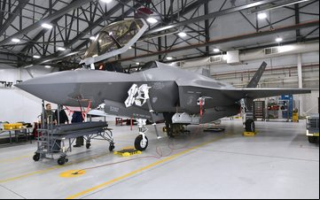 Intenção é instalar as "bolas" QRIP em demais caças da USAF - USAF