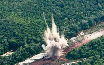 Força Aérea realiza diversas missões para coibir atividades ilegais na Amazônia - FAB