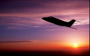 Em março de 2005, avaliamos o Hawker 400XP, um jato que se destacava pela boa relação custo-benefício e ampla rede de e no Brasil - Paul Bowen