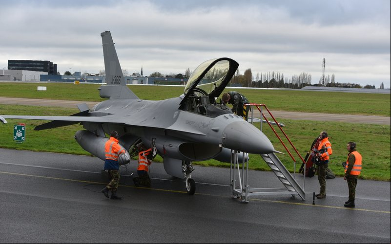 Entregas do F-16 fazem parte de um acordo anunciado no início de 2023 - Ministério da Defesa da Holanda