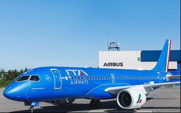 Avião matrícula EI-HHM é o primeiro A220 com a pintura oficial da ITA Airways - Airbus