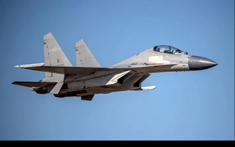 Caça chinês J-16 éum dos mais modernos da China - Divulgação