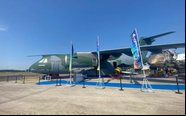Participação do KC-390 em eventos estrangeiros pode despertar o interesse na compra do avião - CECOMSAER/Suboficial Manfrin