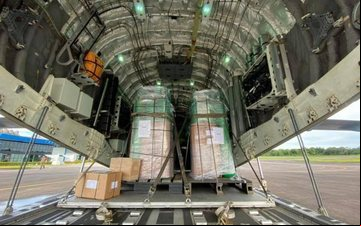 No auge da pandemia, diversos voos como estes foram feitos pela FAB para atender demandas no norte do Brasil - FAB