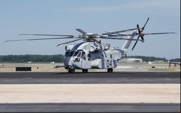Imagem Maior helicóptero produzido nos Estados Unidos é entregue aos fuzileiros navais