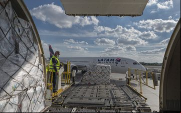 Os volumes de carga das companhias aéreas latino-americanas também tiveram bom desempenho - Divulgação.
