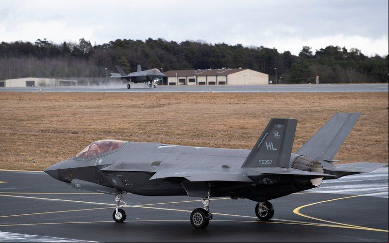 Componente do F-35 era produzido com matéria-prima feita na China - Divulgação
