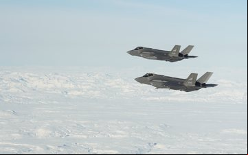 Todo ano os EUA realizam a Força-Tarefa de Bombardeiros em regiões de interesse do país - OTAN