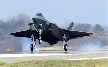 No cenário asiático apenas Japão e Coreia do Sul operam o F-35 - Divulgação