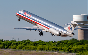 Imagem Último MD-80 da American é aposentado