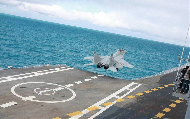 Versão naval do MiG-29 é caracterizado pela letra "K" - MiG Aircraft Corporation