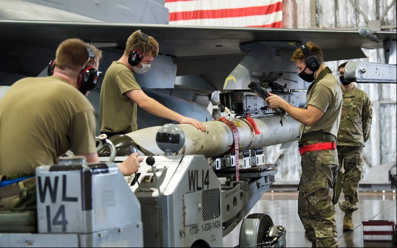 AGM-88 está entre os mais odernos armamentos de sua categoria - USAF