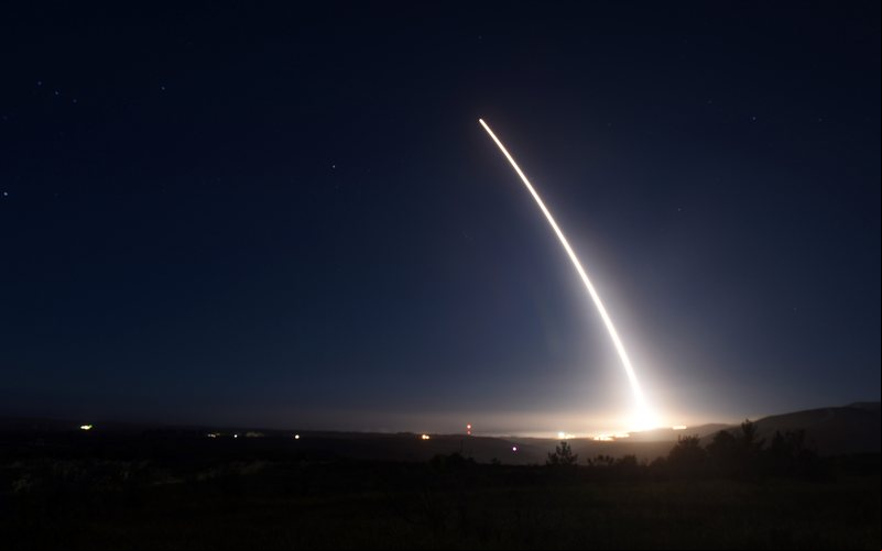 Rússia e Estados Unidos são os dois países com mais mais armas nucleares - USAF