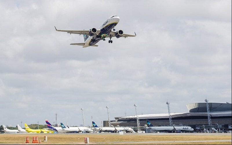 A companhia aérea voará para 22 destinos domésticos durante a alta temporada - Aena Brasil
