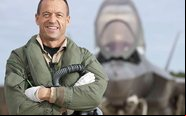 Aviador voou por vários anos pelo fabricante do F-35 Lockheed Martin - Billie Flynn