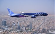 Boeing 787-9 sobrevoa a capital saudita Riad - Riyadh Air/Reprodução