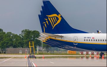 Easyjet e Ryanair (foto) estão corroendo a oferta de assentos da TAP, segundo a Capa Centre for Aviation - Divulgação