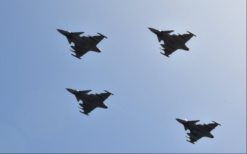 A Hungria usa a versão do Gripen C/D modelo anterior a versão adquirida pela Brasil Gripen E/F - NATO