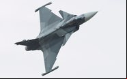 Caças suecos decolaram da Base de Malbork, na Polônia, e realizaram a interceptação sobre o Mar Báltico - Saab