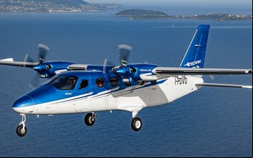 Bimotor leve é uma dos modelos mais vendidos da italiana Tecnam - Divulgação