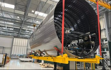 Projeto criado por consórcio europeu busca novas tecnologias para reduzir o peso dos aviões e facilitar processo de reciclagem - Airbus
