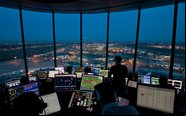 Torre do aeroporto de Heathrow, em Londres, um dos mais movimentados do mundo - NATS