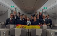 Delegação com 250 pessoas está sendo transportada por um Airbus A350 da companhia aérea - Iberia/Divulgação