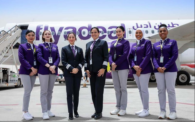 O feito é histórico em um país que sempre impôs restrições às mulheres no mercado de trabalho - Flyadeal/Divulgação