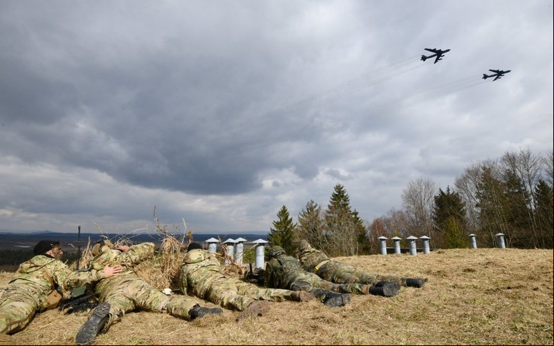 Cooperação entre as forças de cada país fortalece a aliança entre os aliados da Otan - NATO