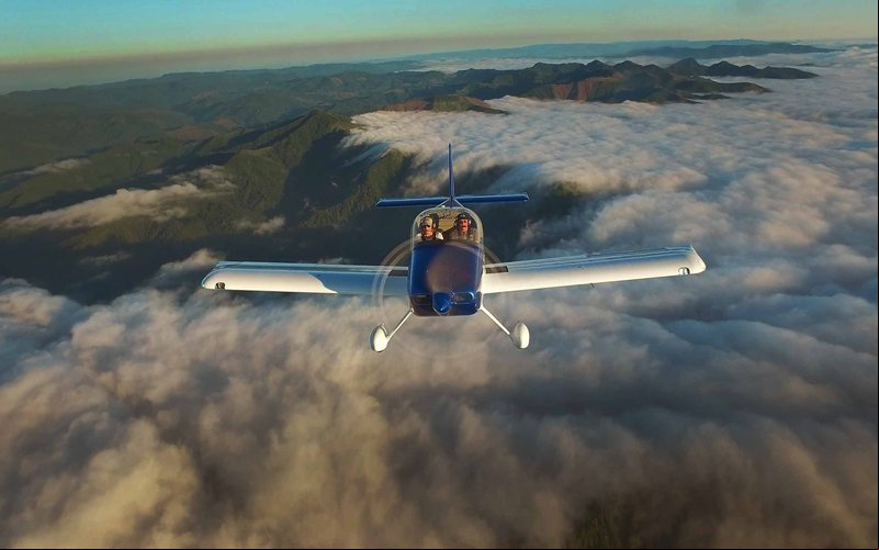 RV-14 é um dos mais avançados aviões monomotores da atualidade - Divulgação