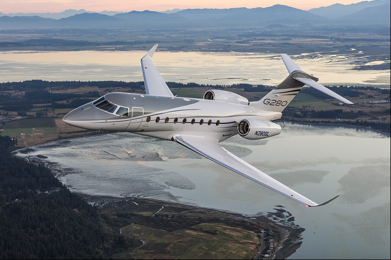 Gulfstream G280 em voo