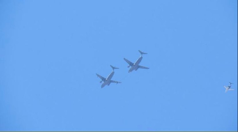 KC-390 em voo