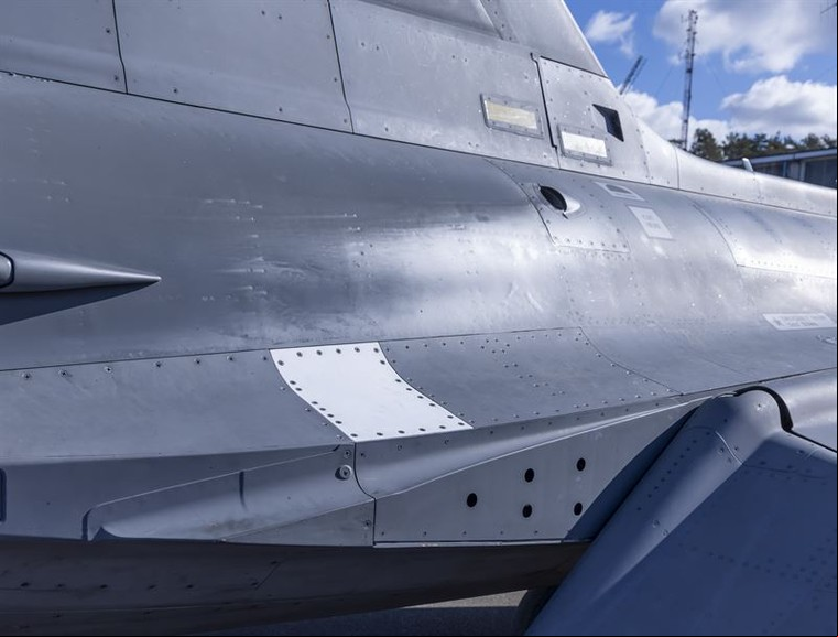  impressor em 3D instalado no Gripen D